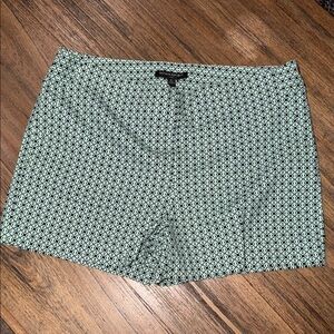 Banana Republic green shorts